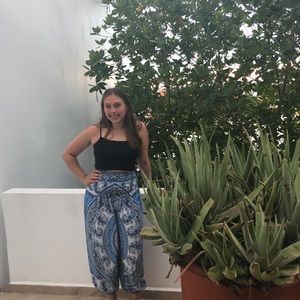 Meet your Posher, Emma